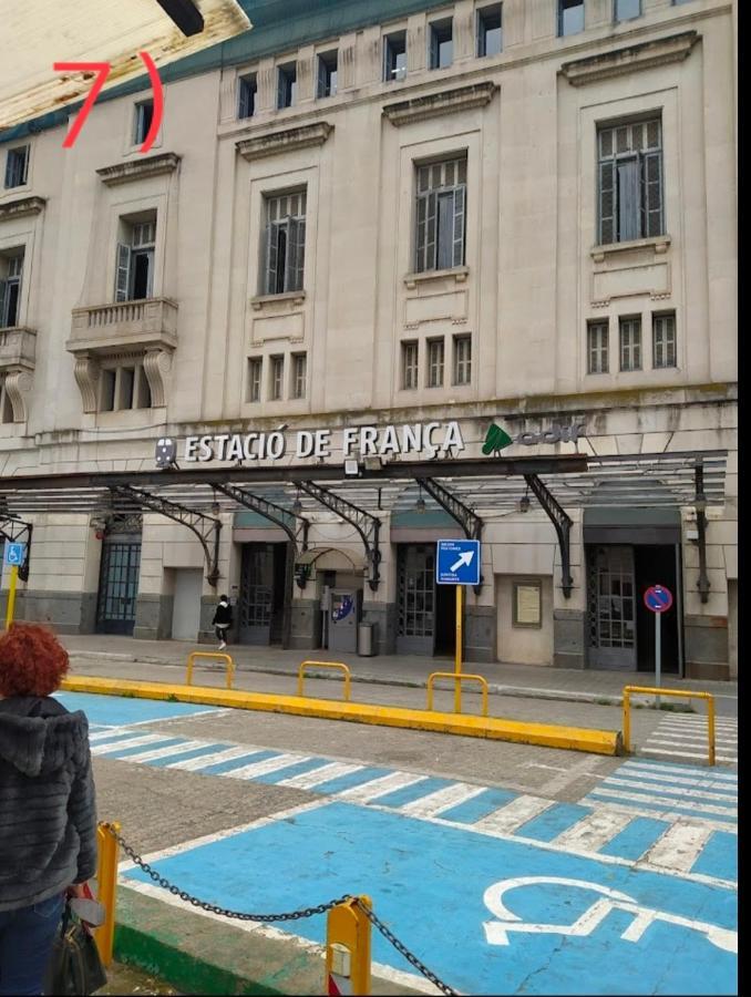 Casa Flores Del Mediterraneo บาดาโลนา ภายนอก รูปภาพ